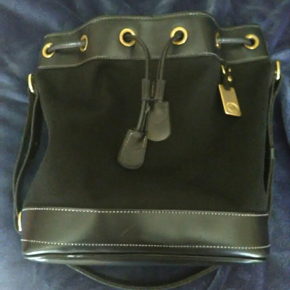 Dooney & Bourke bucket bag
